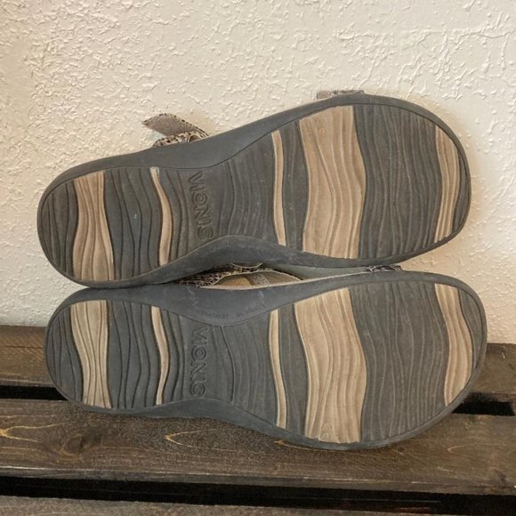 Vionic Giorgina Womens Snakeskin Pattern T-Strap Slingback Summer Sandals Size 7 - Picture 6 of 8